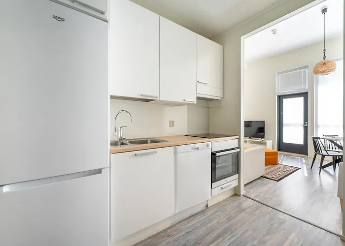 公寓 Hilmantori 102 *